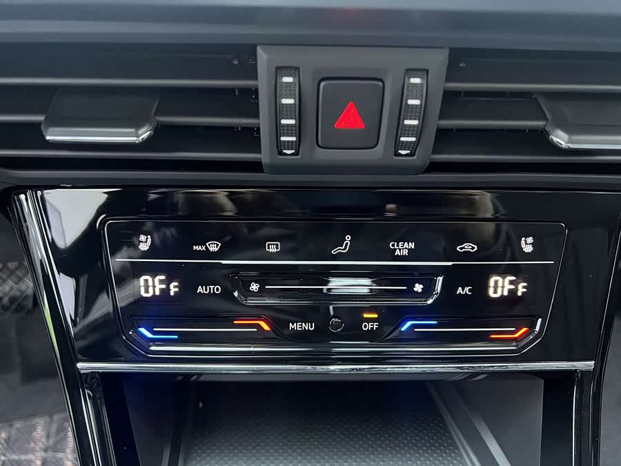 Volkswagen Passat car image #19