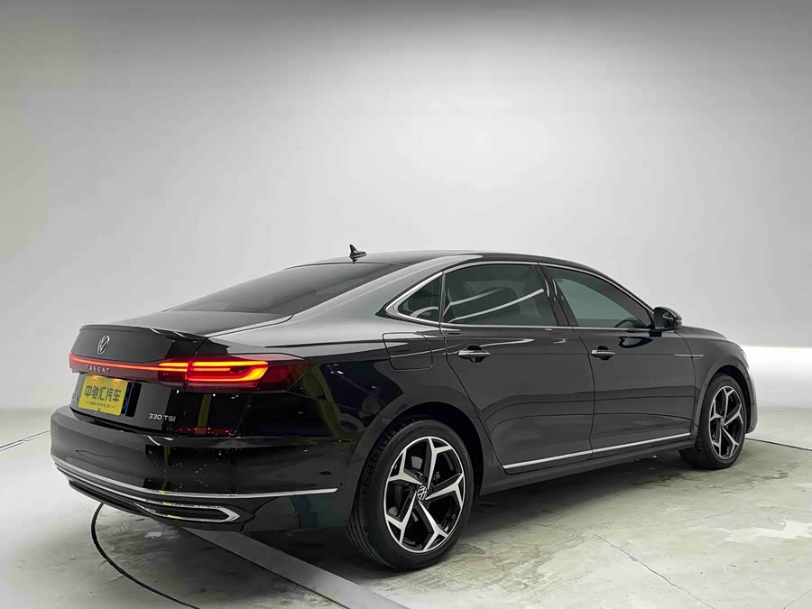 Volkswagen Passat 2023 #19 Volkswagen Passat 2023 car image #19