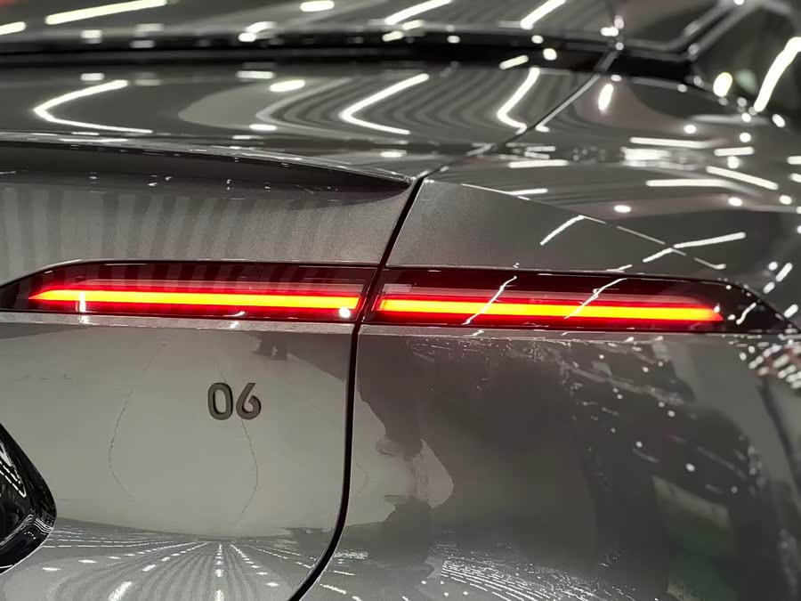 Avatr 06 2025 car image #19