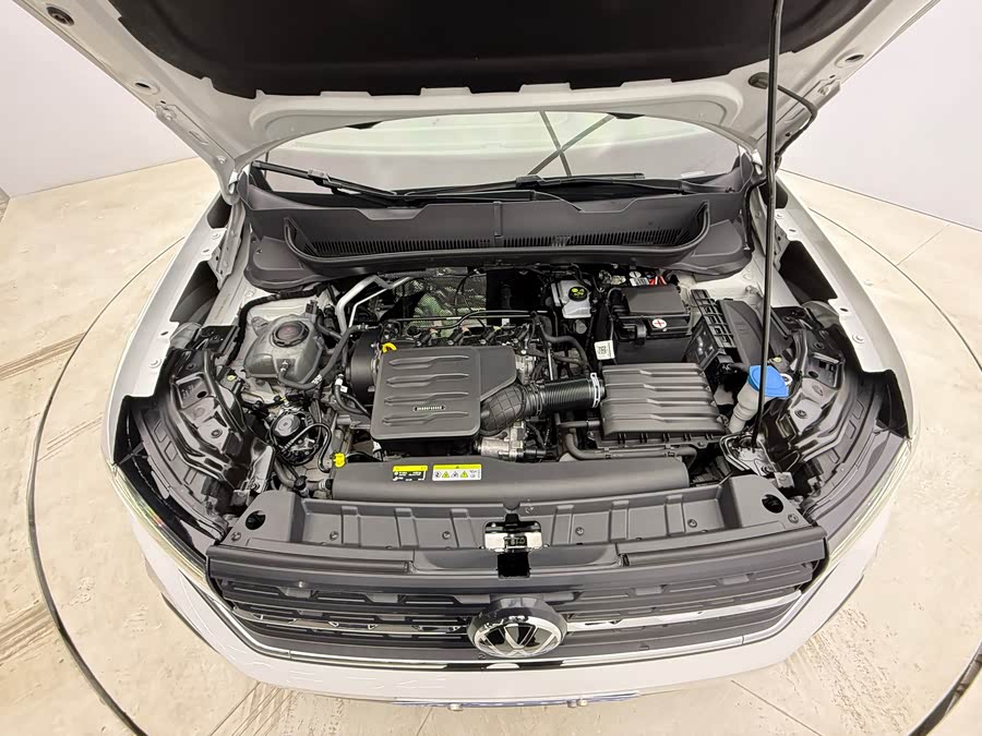 Volkswagen Tacqua 2021 car image #19