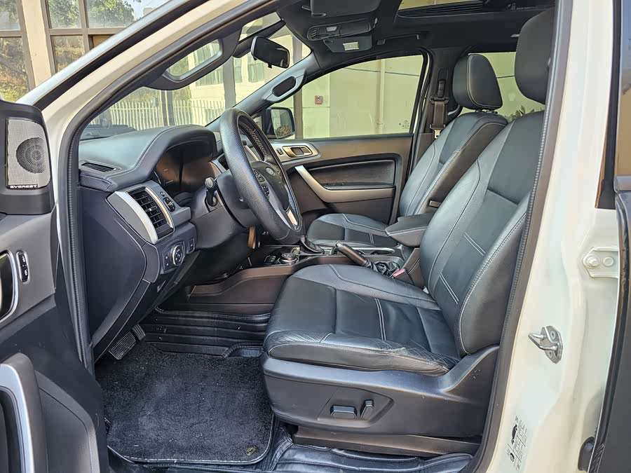 Ford Everest 2018 car image #19