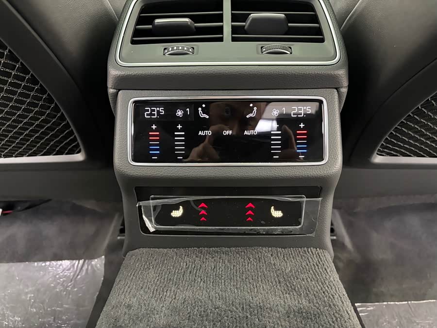 Audi A6L 2021 car image #19