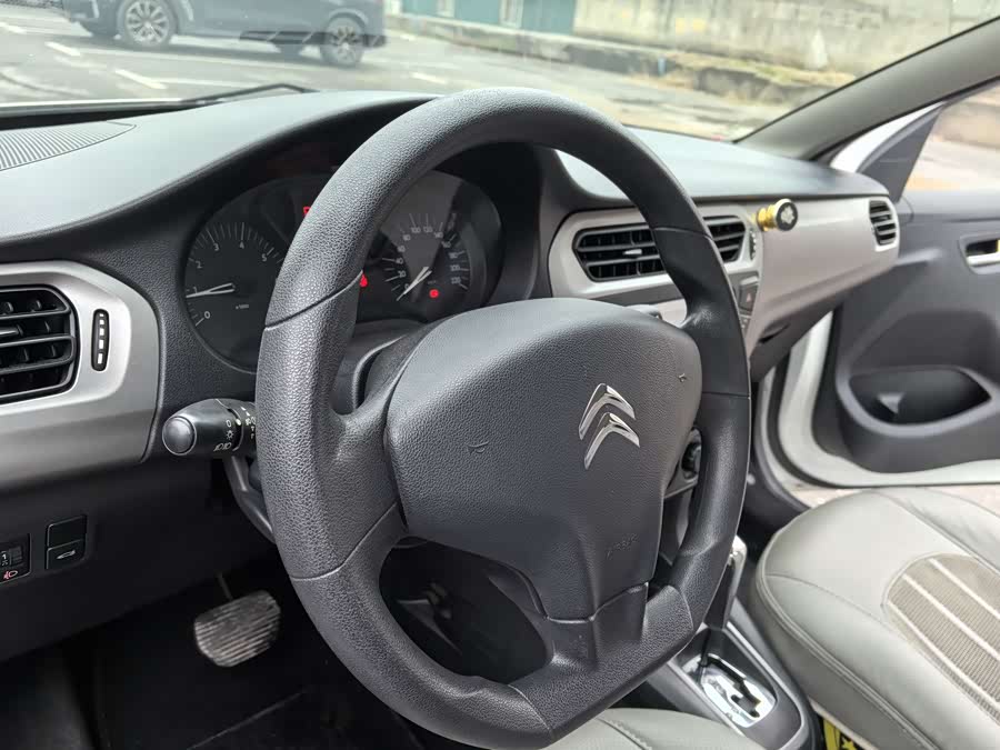 Citroen C-Elysée 2016 изображение автомобиля #19