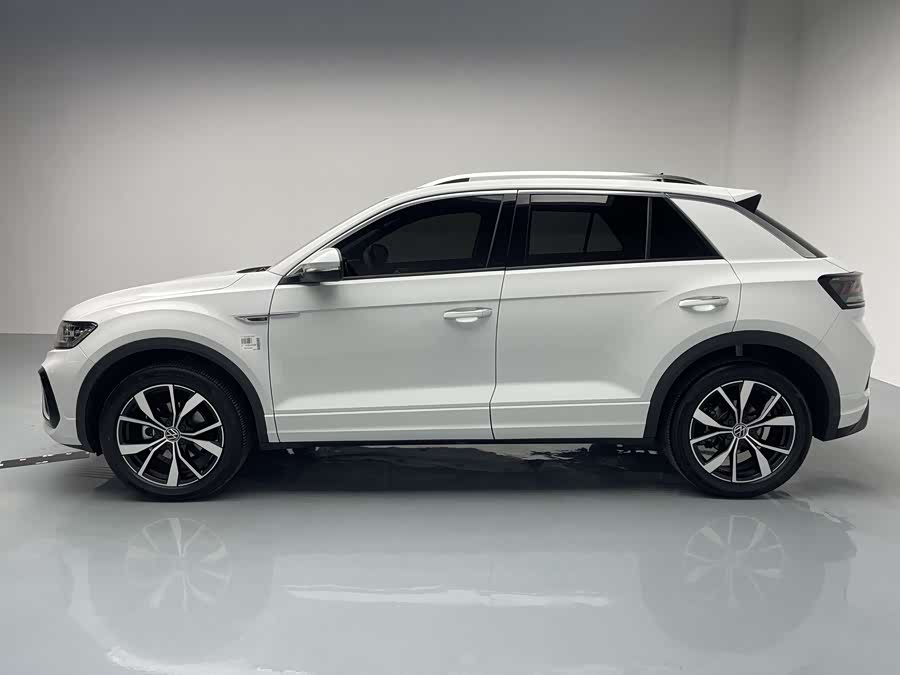 Volkswagen T-Roc 2025 #19 Volkswagen T-Roc 2025 car image #19
