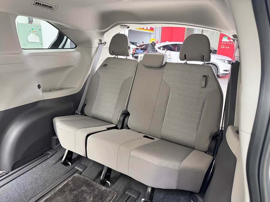 Toyota Sienna 2022 imagen de coche #19