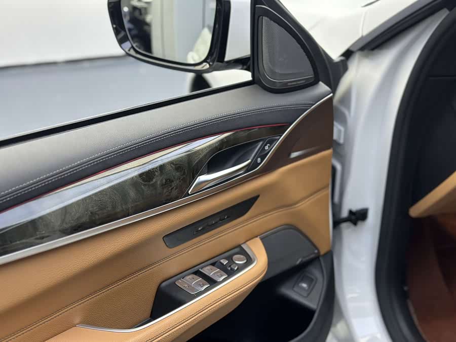 BMW 6 Series GT 2022 immagine di auto #19