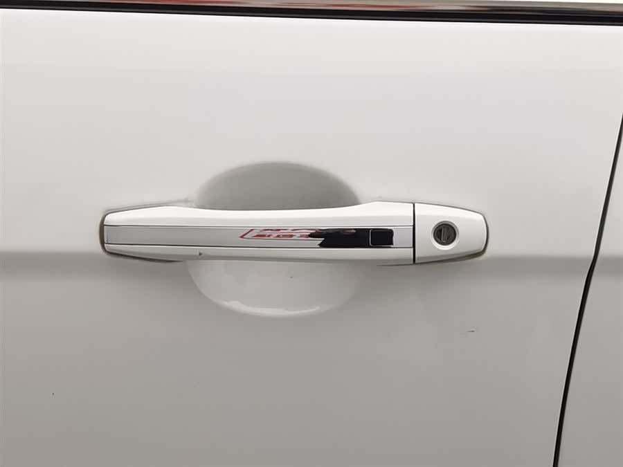 GEELY Emgrand 2016 car image #19