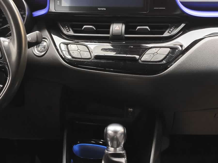 Toyota Izoa 2018 car image #19