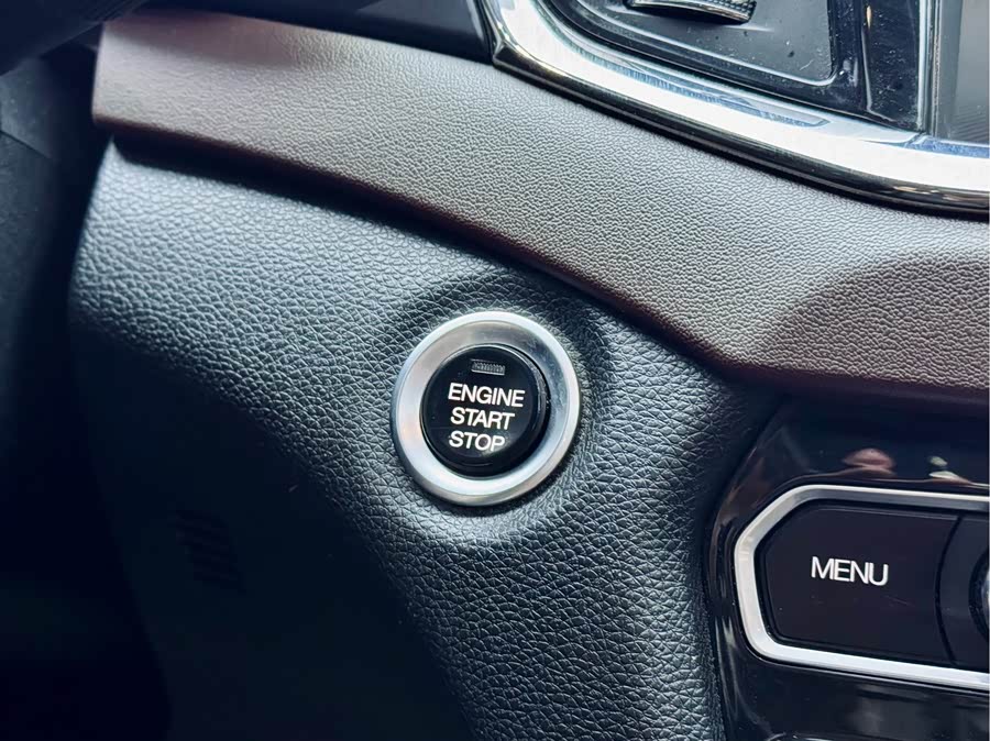 GAC Trumpchi GS8 2017 car image #19