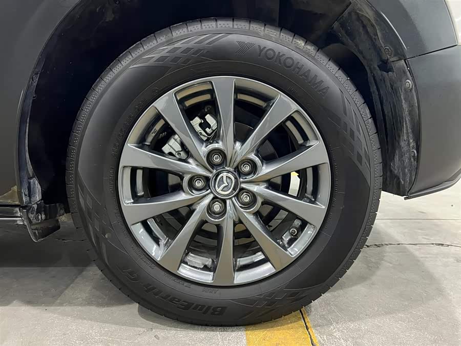 Mazda CX-30 2022 изображение автомобиля #19