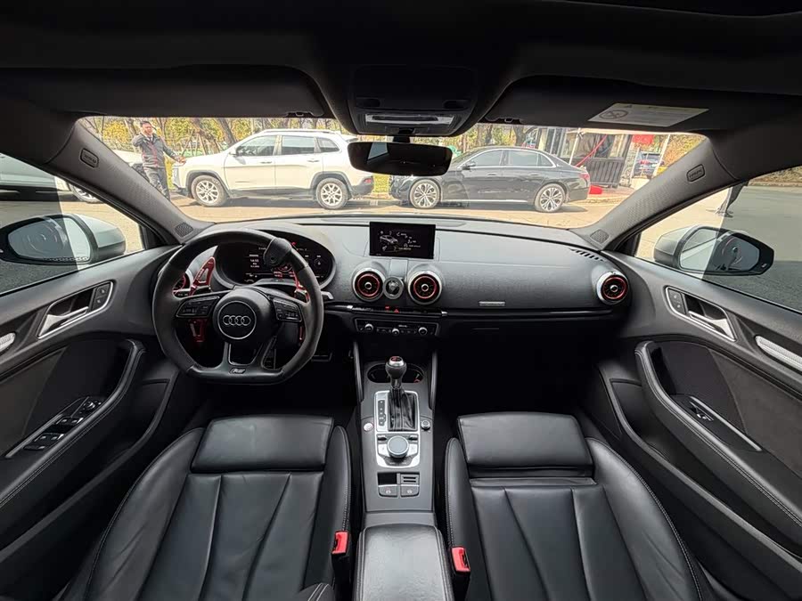 Audi RS 3 2017 صورة سيارة #19