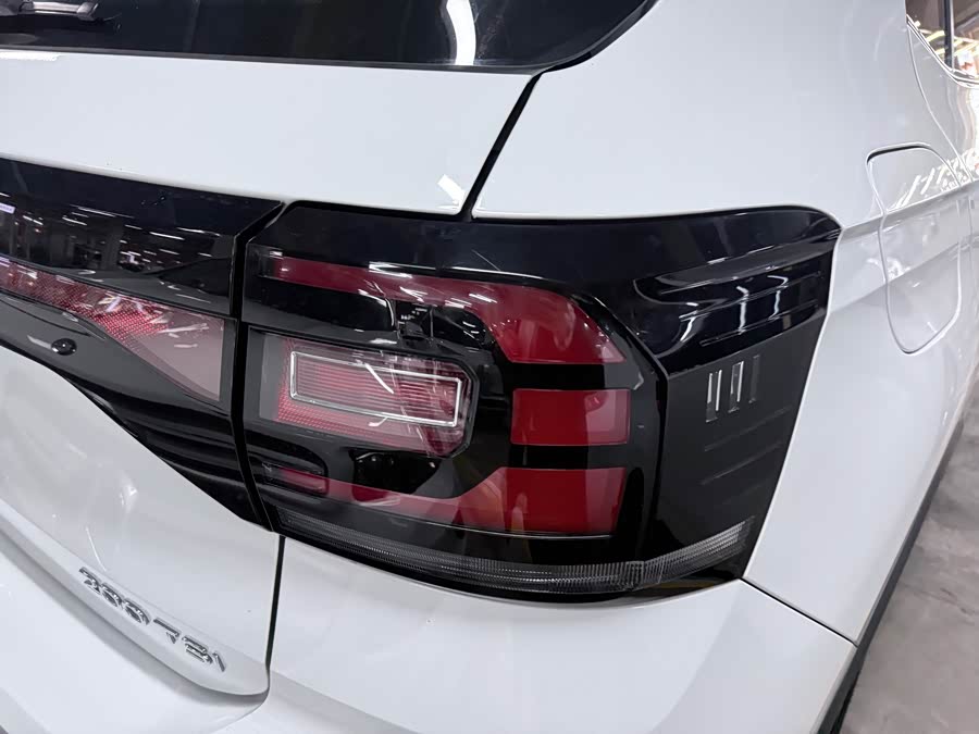 Volkswagen Tacqua 2023 car image #19