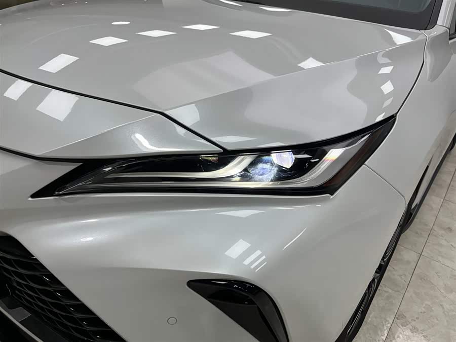 Toyota Venza 2022 car image #19