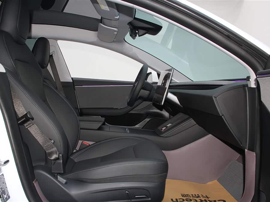 特斯拉 Model 3 2025 汽车图片 #19