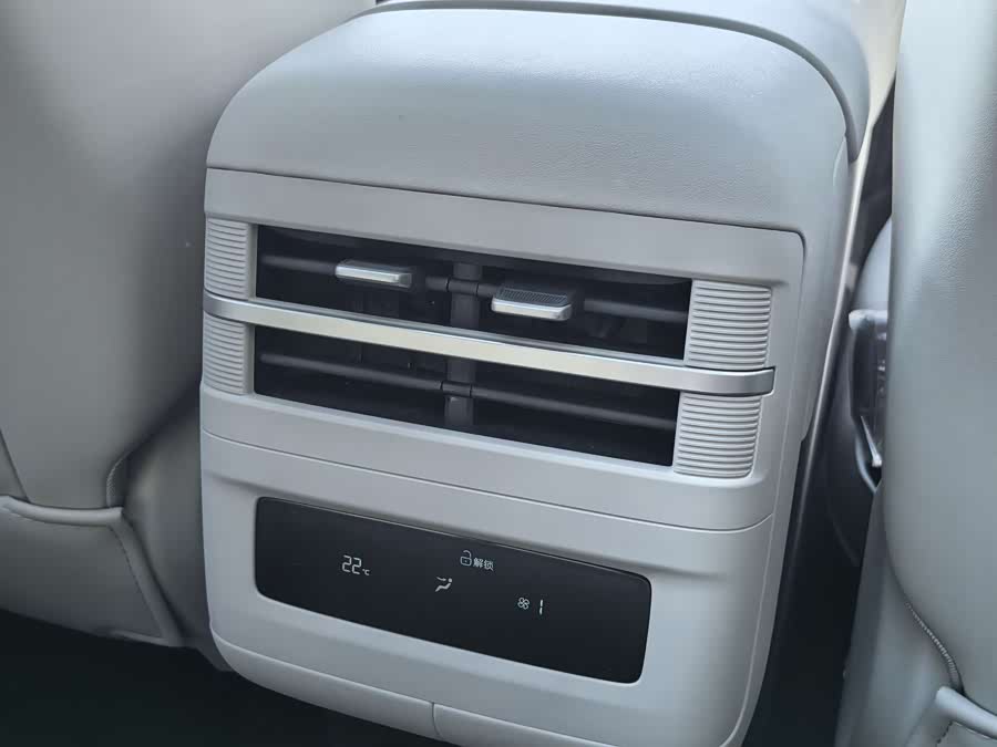 FangChengBao Tiger 7 2025 immagine di auto #19