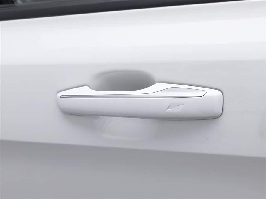 Lynk & Co 01 EM-P 2018 car image #19