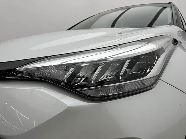 Toyota Izoa 2022 car image #19