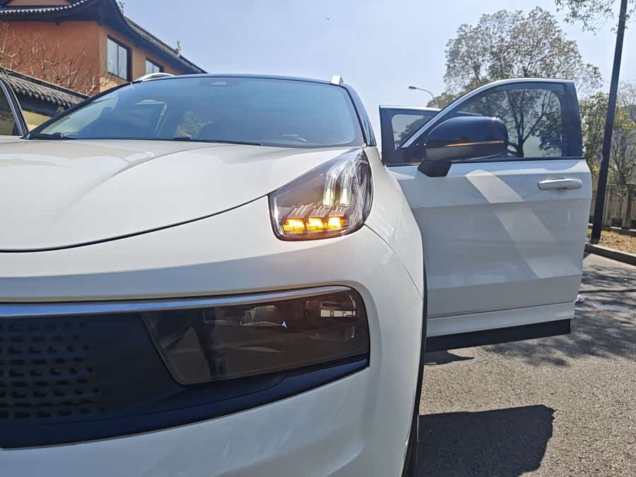 Lynk & Co 01 EM-P 2018 #19 Lynk & Co 01 EM-P 2018 car image #19