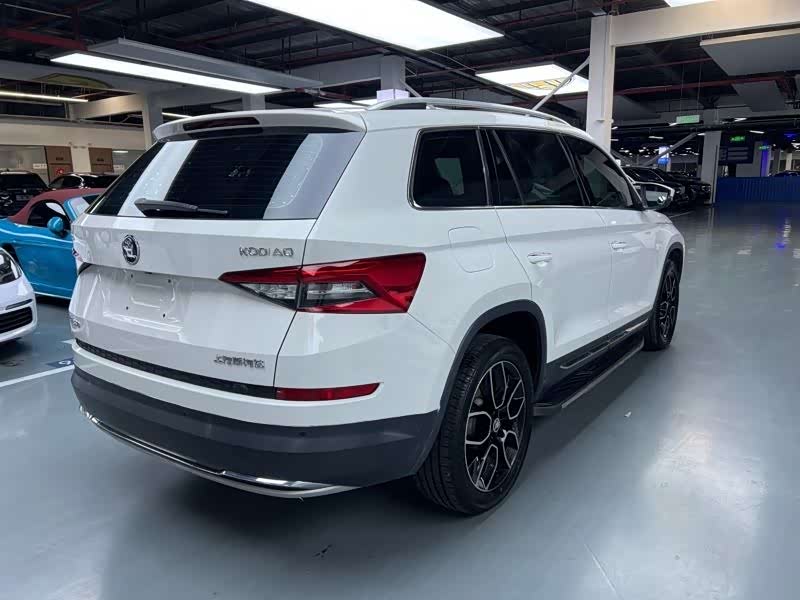 Skoda Kodiaq 2018 imagem de carro #19