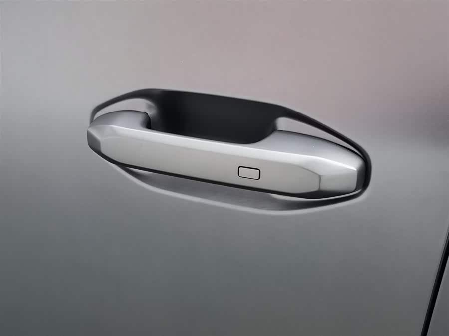 Jetour Traveller 2024 car image #19