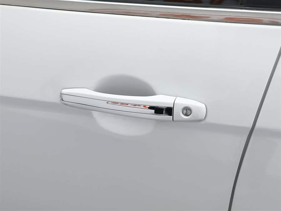 GEELY Emgrand 2018 car image #19