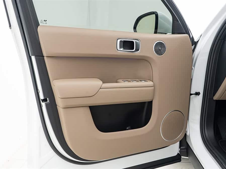 Li L7 2025 immagine di auto #19