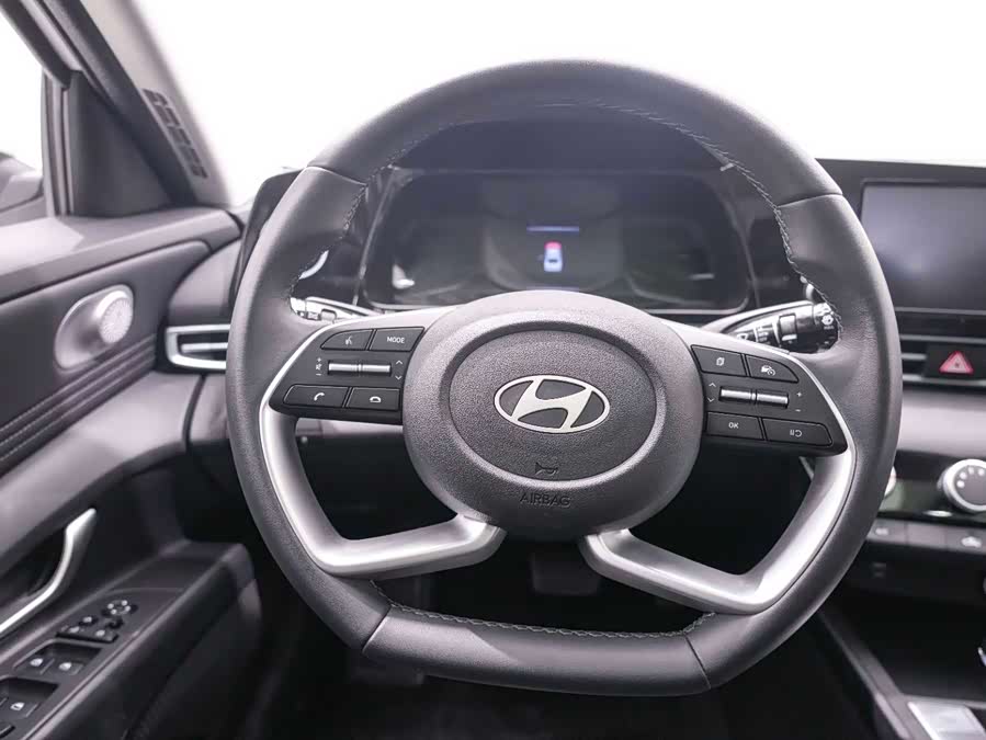 Hyundai Elantra 2024 imagen de coche #19