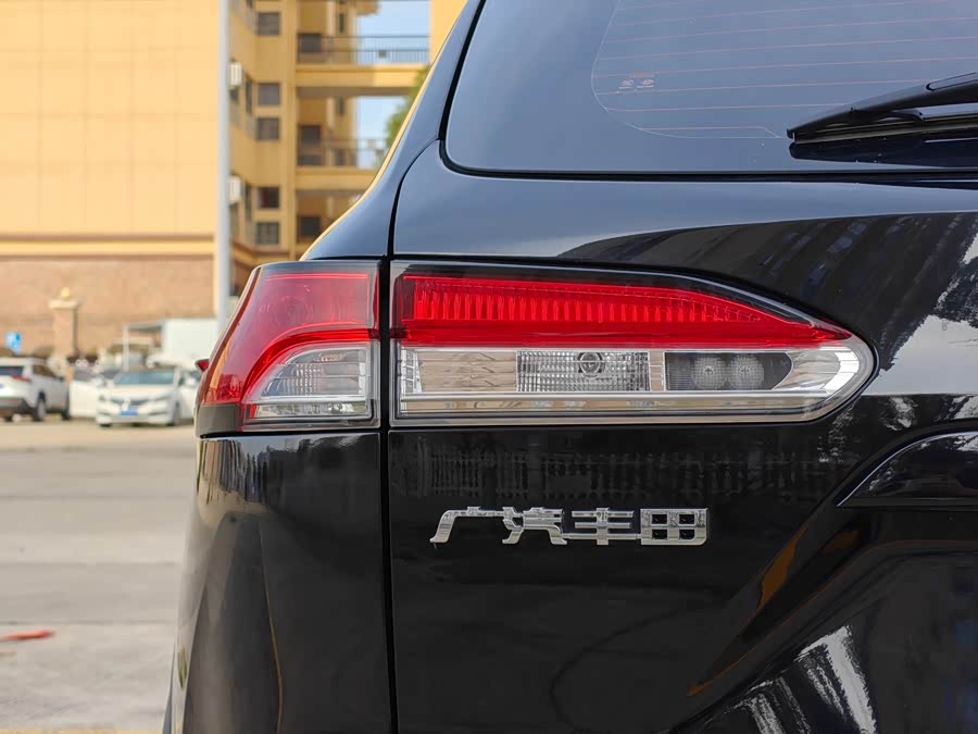 Toyota Frontlander 2023 car image #19