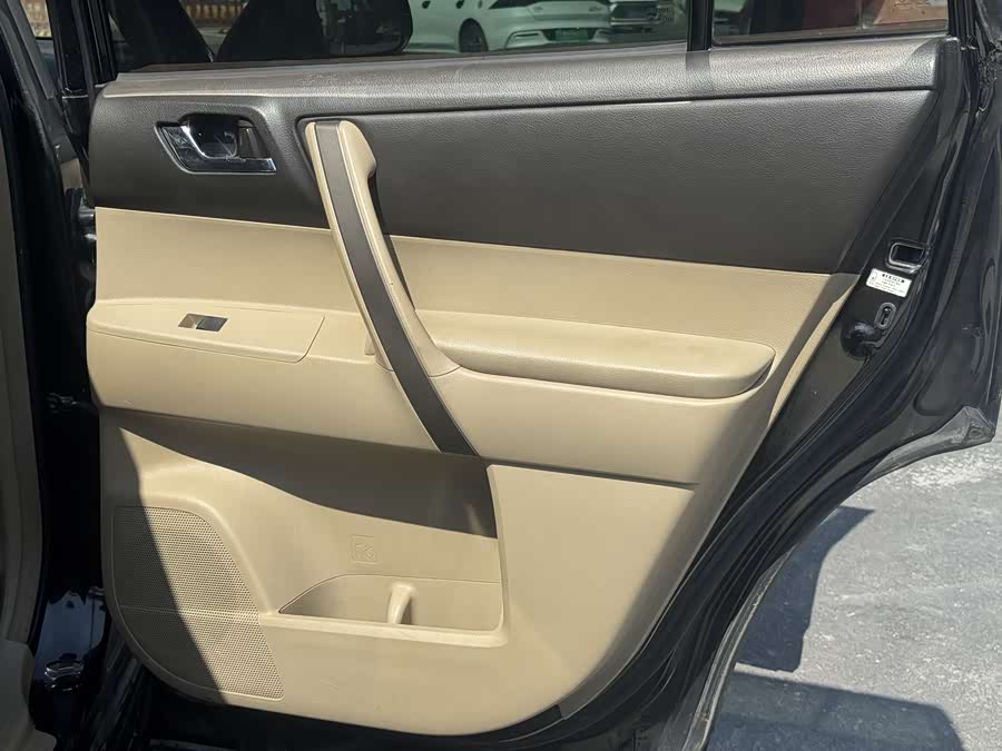 丰田 汉兰达 2010 汽车图片 #19