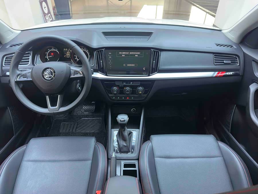 Skoda Kamiq 2023 car image #19