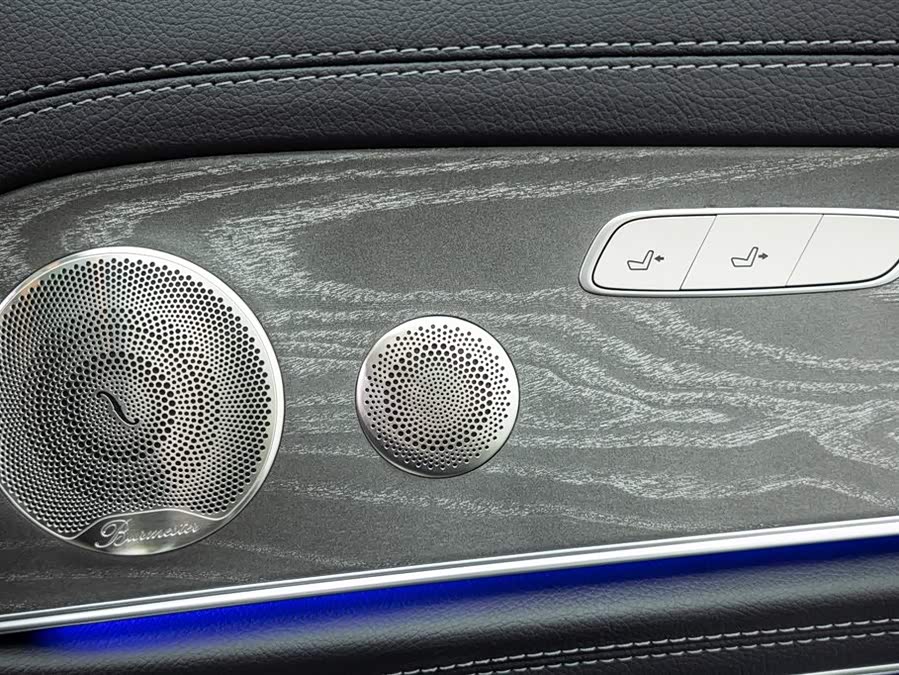 Mercedes-Benz E Class 2023 car image #19