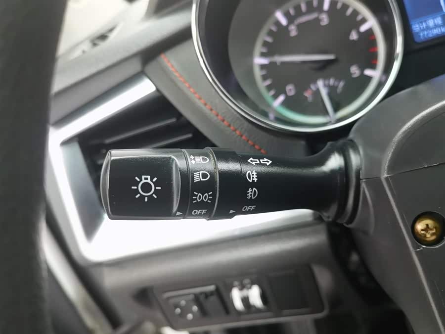 JAC 2023 car image #19