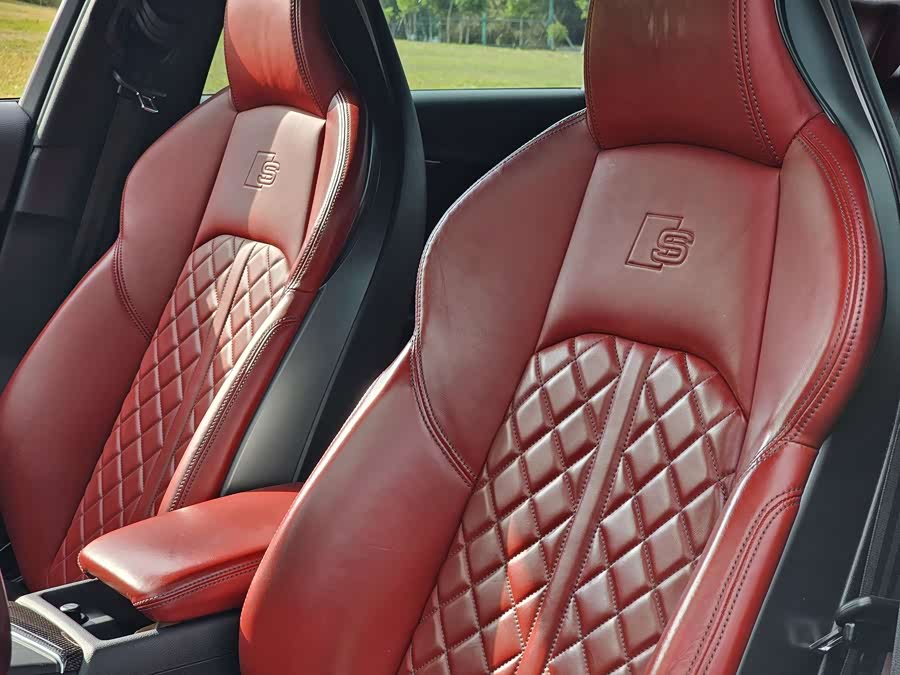 Audi S4 2019 imagem de carro #19