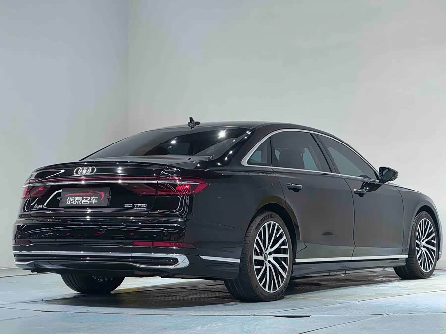 Audi A8 2023 imagen de coche #19