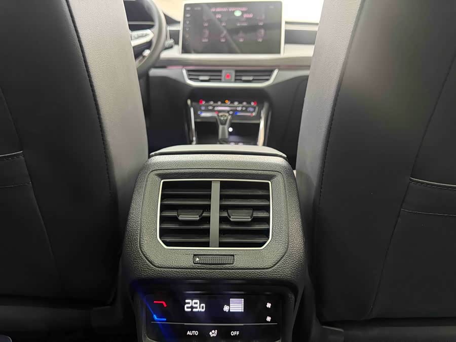 Volkswagen Tayron 2022 car image #19