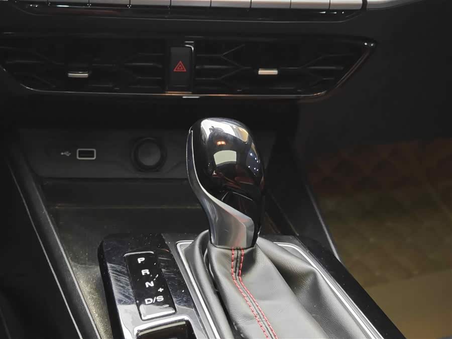 MG 5 2023 immagine di auto #19