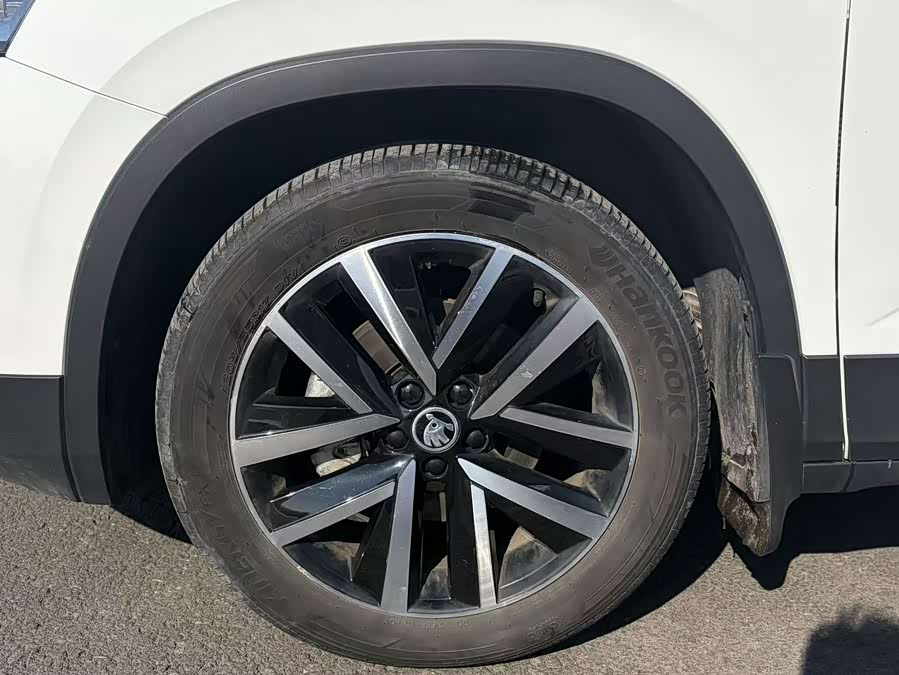 Skoda Kamiq 2024 #19 Skoda Kamiq 2024 car image #19