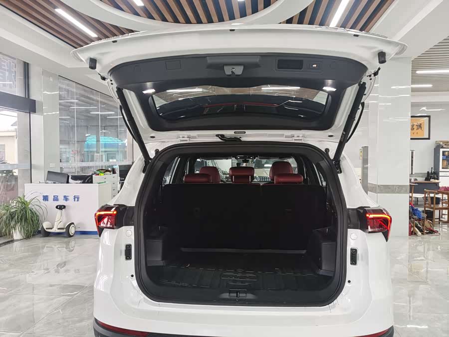 Jetour X70 PLUS 2025 #19 Jetour X70 PLUS 2025 car image #19