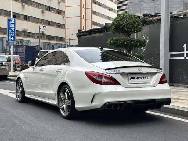 Mercedes-Benz CLS AMG 2017 imagem de carro #19