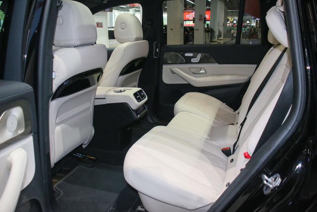 Mercedes-Benz GLS AMG 2024 car image #19