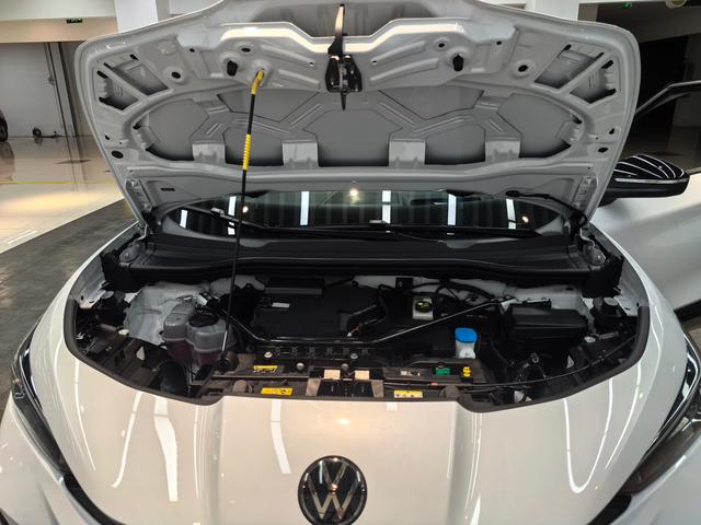 Volkswagen ID.UNYX 06 2024 image de voiture #19