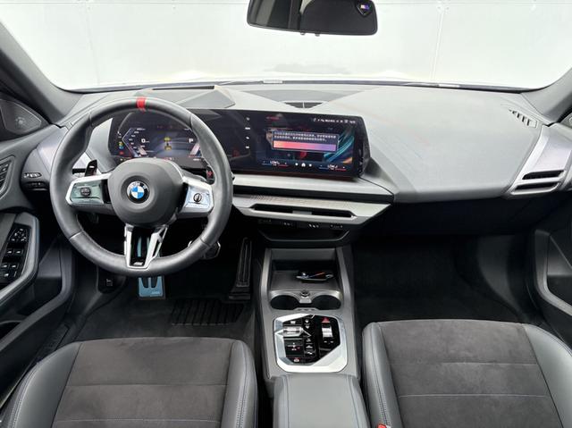 BMW 2 Series 2024 car image #19