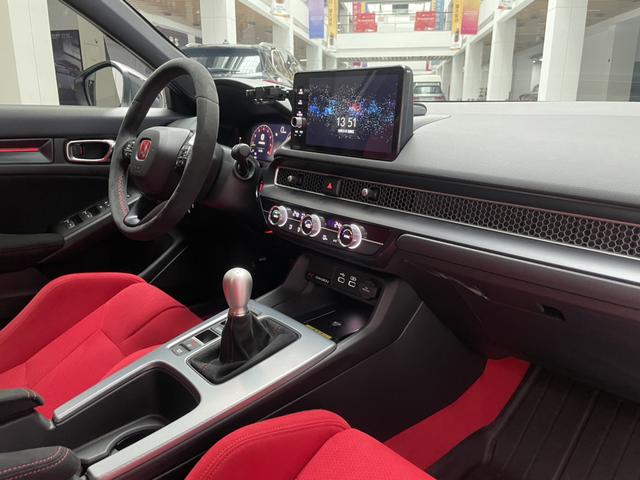 Honda Civic (Imported) 2024 car image #19