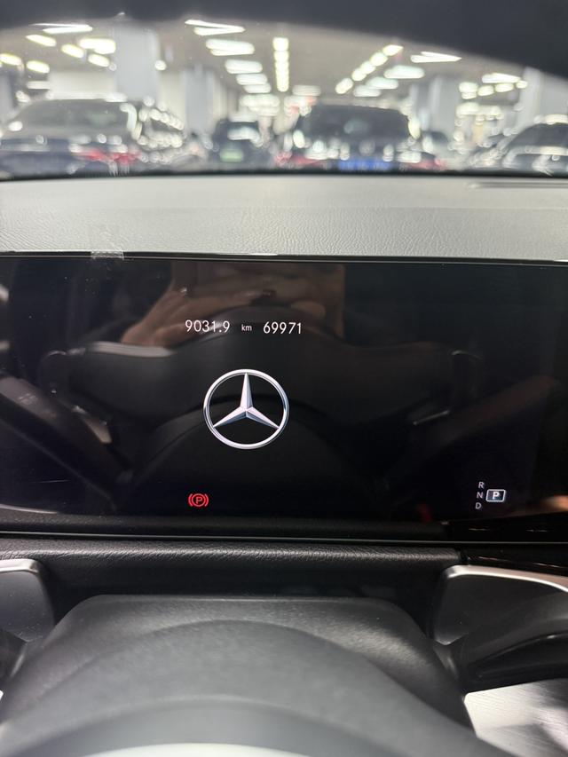 Mercedes-Benz GLB AMG 2023 immagine di auto #19