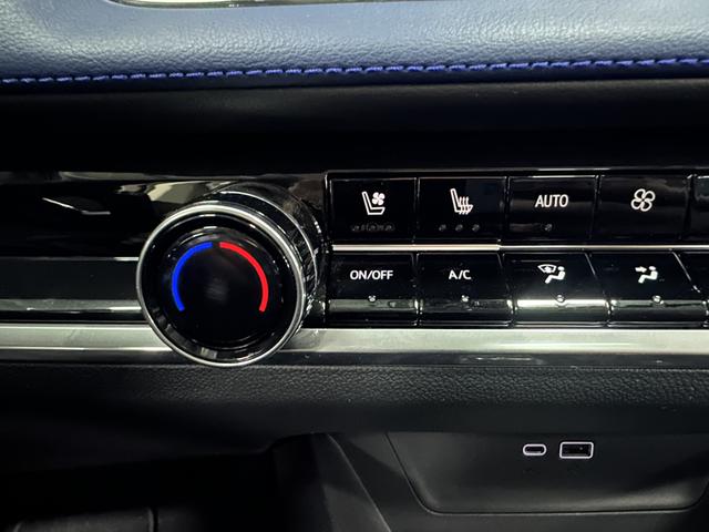 Chevrolet Equinox Plus 2025 car image #19