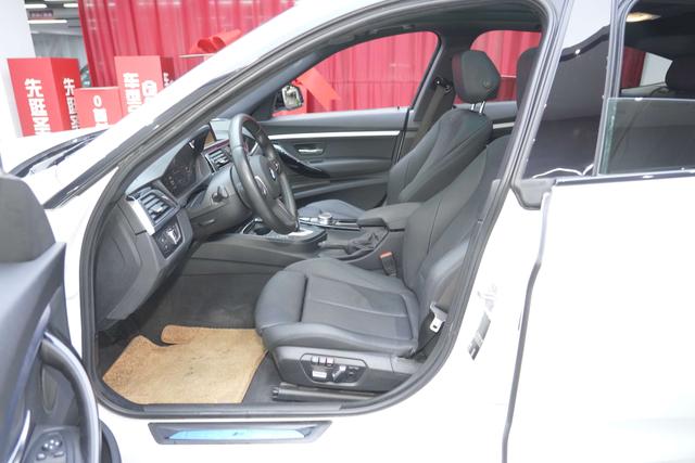 BMW 3 Series GT 2020 car image #19