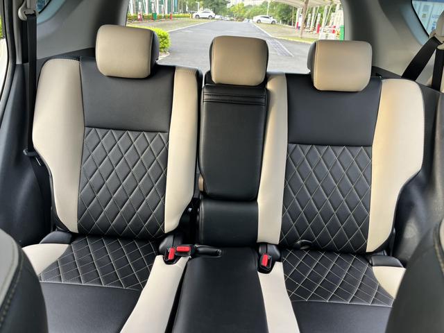 Toyota RAV4 Hybird E+ 2016 car image #19