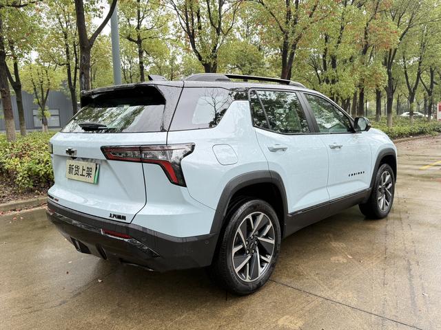 Chevrolet Equinox Plus 2025 #19 Chevrolet Equinox Plus 2025 car image #19