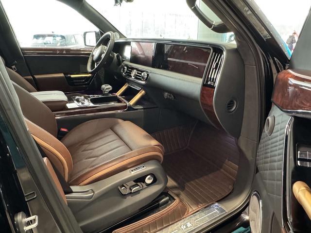 HongQi GuoYao car image #19