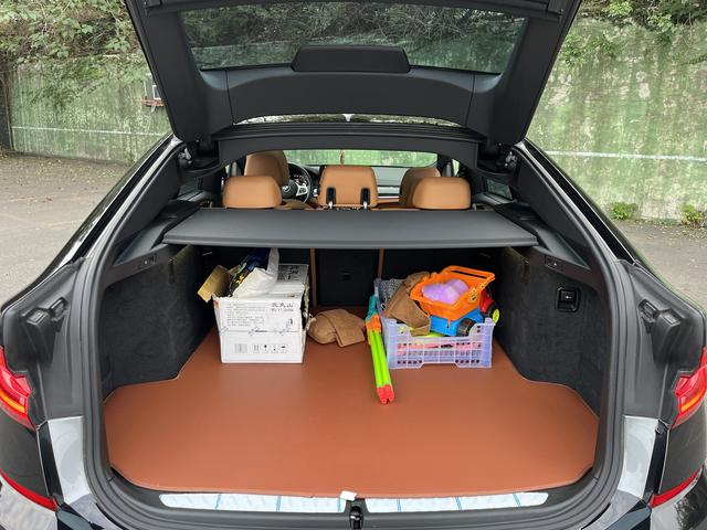 BMW 6 Series GT 2023 car image #19